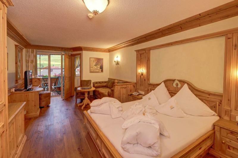 Alpenrose Leading Family Hotel & Resort Lermoos Exterior photo